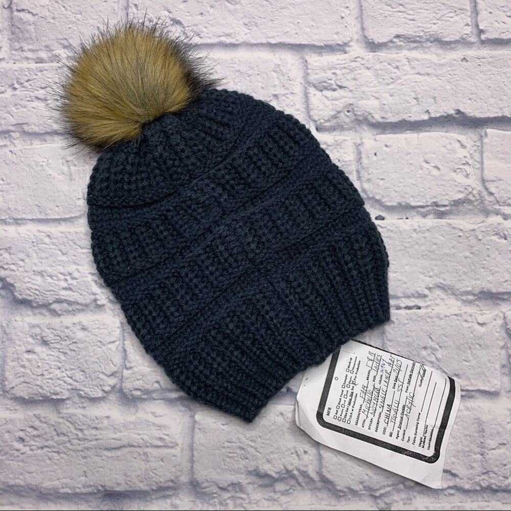 Knit Pompom Beanie, Sample